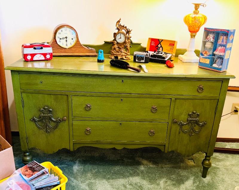 61st & Mingo Estate Sale