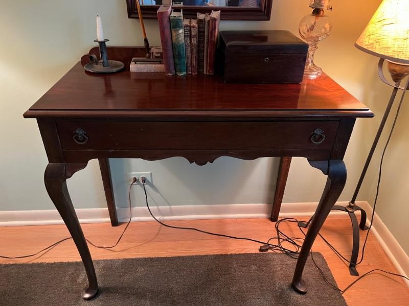 Queen Anne style writing desk