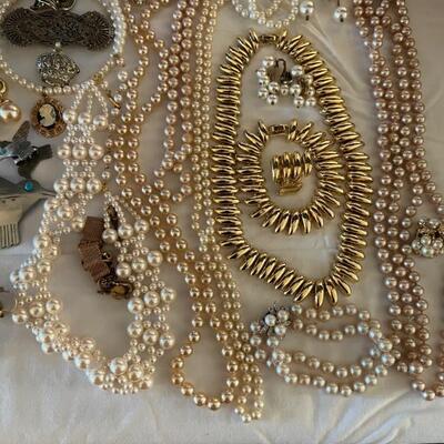 costume jewelry