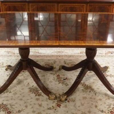 1081	HICKORY & WHITE DINING TABLE, MAHOGANY W/INLAID BANDING ON EGDES & 2 LEAVES, APPROXIMATELY 46 IN X 72 IN X 30 IN HIGH, LEAVES ARE 20...