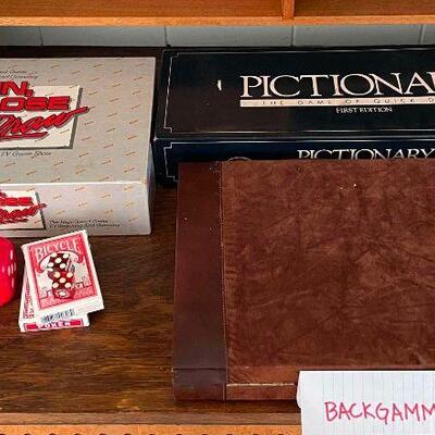 KKD085- Vintage Decks, Win Lose Or Draw, Backgammon, And Pictionary 