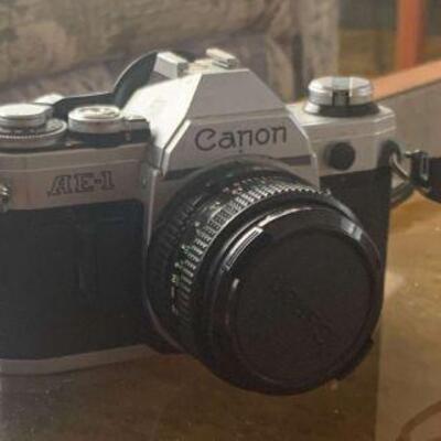 KKD003 Vintage Canon AE-1 With 50mm Lense