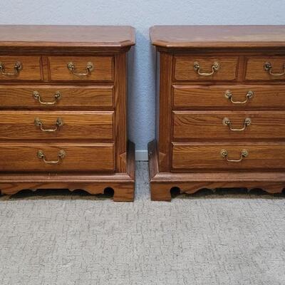 (2) Traditional Nightstands by Thomasville, 2 of 2