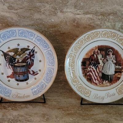 (2) Collectable Enoch Wedgwood Avon Plates