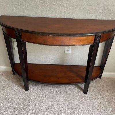 LINK TO ONLINE AUCTION AND TERMS AND CONDITIONS:
https://ctbids.com/locations/112/sales