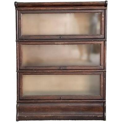 Lot 066
Antique Stacking Barristers Bookcase