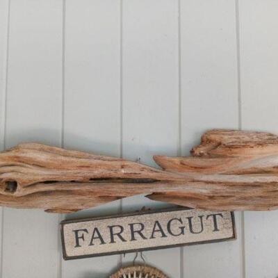 Decorative basket with Farragut sign