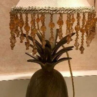 Pineapple lamp