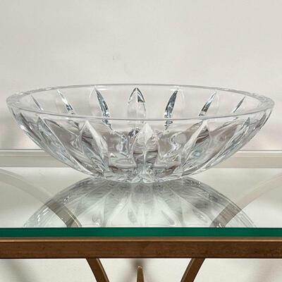 ROGASKA CENTER BOWL | Crystal glass presentation bowl, with Rogaska mark on bottom; h. 4 x dia. 13-1/2 in.