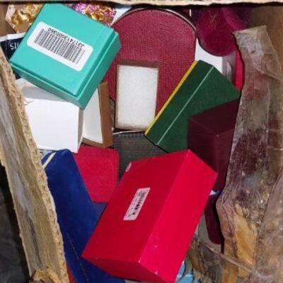 Jewelry boxes free 