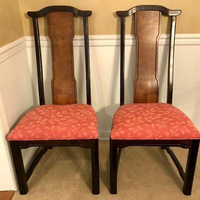 Broyhill dining table chairs