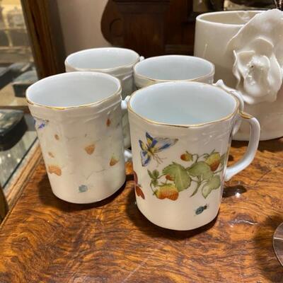 cups 