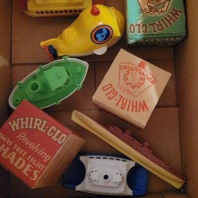 Vintage toys and boxes 