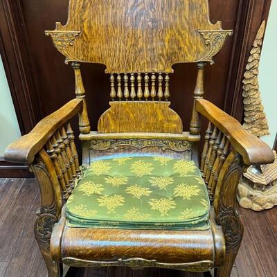 Rocking chair