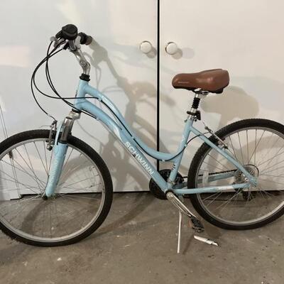 Schwinn Suburban Women's Cruiser Bicycle