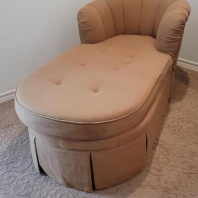 VIntage Hollywood Regency Chaise Lounge Sofa