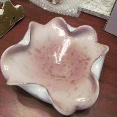 Mauve Murano cased glass bowl

