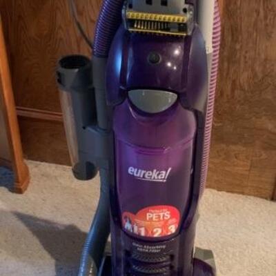 Eureka Pet Lovers Vacuum 
