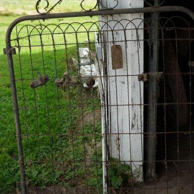 here is your vintage garden gate!