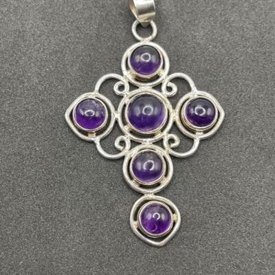925 Silver & Amethyst Cross Pendant Total Weight