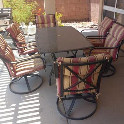 hampton court patio set