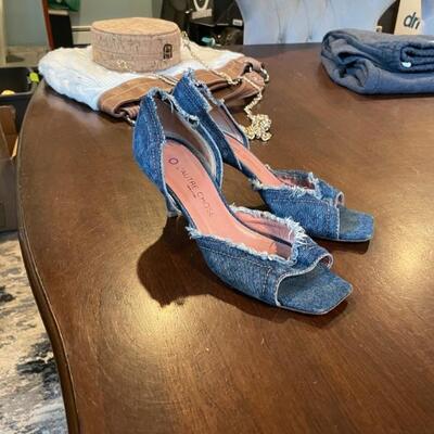 37-1/2 dennim shoes