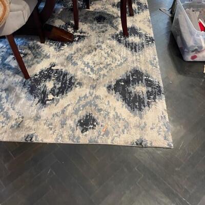 dining room rug