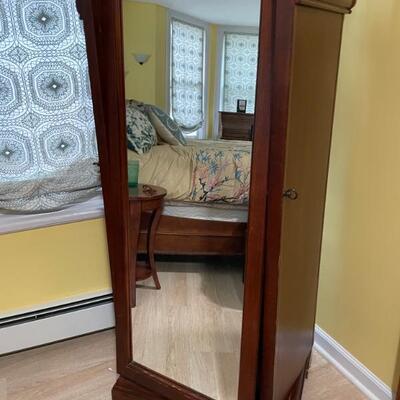 spinning cabinet