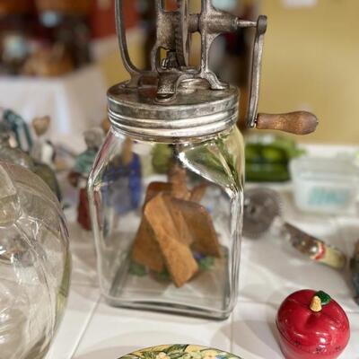 4Qt butter churn mint condition $80