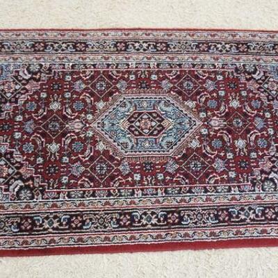 1200	SMALL PERSIAN THROW RUG, APPROXIMATELY 3 FT X 5 FT 1 IN
