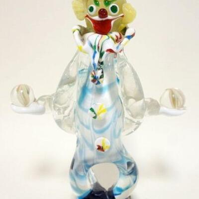 1074	VINTAGE MURANO JUGGLING CLOWN, APPROXIMATELY 11 IN HIGH
