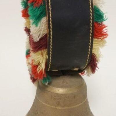 1100	BRASS SHEEP BELL WITH ORNATE LEATHER COLLAR
