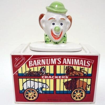 1094	COOKIE JAR, NABISCO *BARNUMS ANIMAL CRACKERS* CIRCUS WAGON 1972, APPROXIMATELY 11 1/2 IN HIGH
