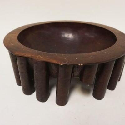 1241	CARVED WOODEN KAVA BOWL, APPROXIMATELY 12 IN X 4 IN HIGH

