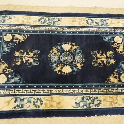1048	SMALL ORIENTAL THROW RUG, APPROXIMATELY 3 FT X 5 FT
