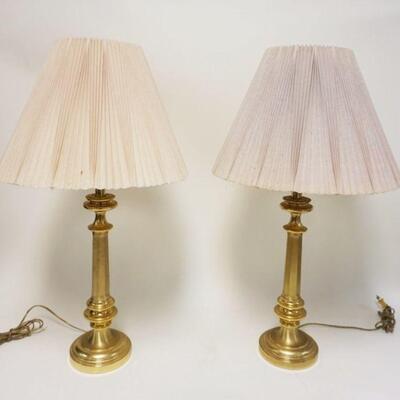 1041	PAIR OF BRASS TABLE LAMPS, APPROXIMATELY 31 IN HIGH
