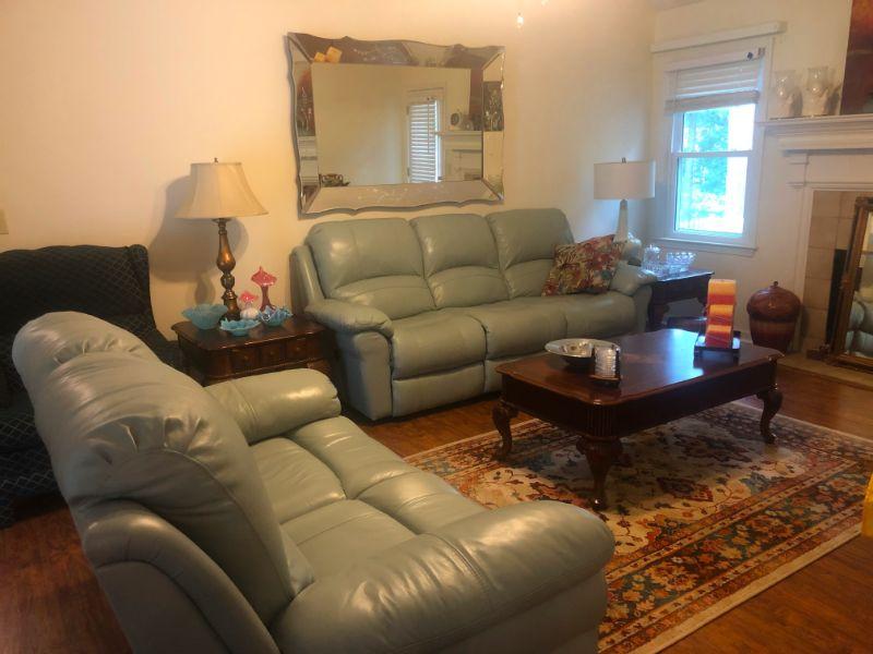 50 OFF! BEE'S KNEES IS IN CONYERS!