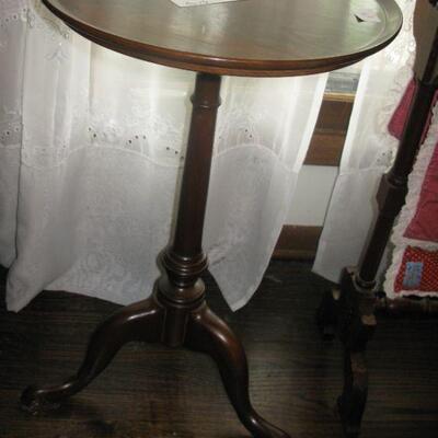 PIE TABLE  $ 48.00