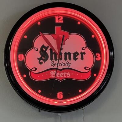 Shiner Beer Clock / Advertising Bar Sign 20in d