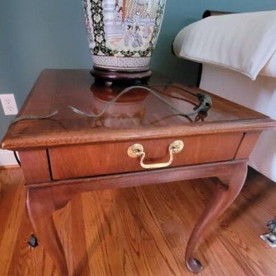Hickory Chair Co end table