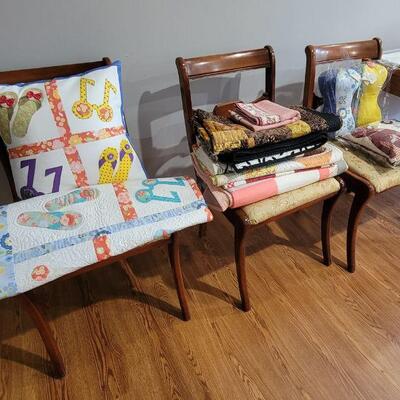 Chairs and quilts 