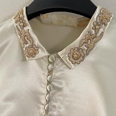 Collar of Vintage Wedding Dress