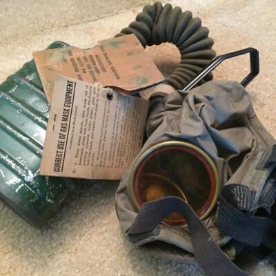 WWI US gas mask- fragile