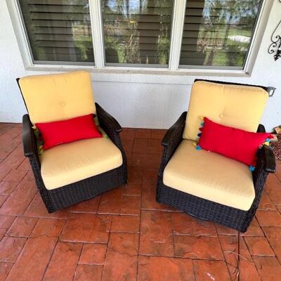 2 patio swivel chairs