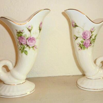 Pair of gold trim Rose decorated cornucopia 