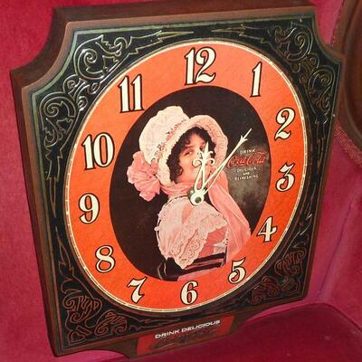 Coke quartz clock