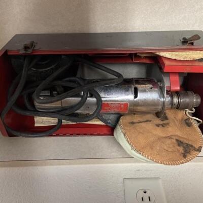 Dunlap 1/4in Electric Drill in Metal Box