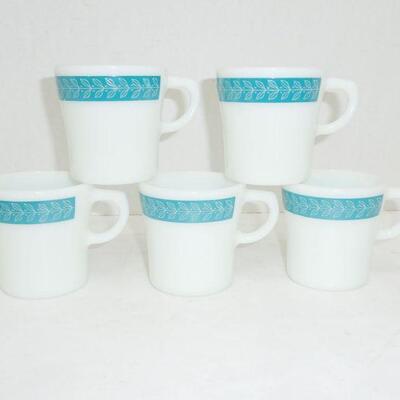 Pyrex cups