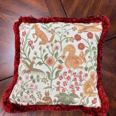 Hand made pillow
