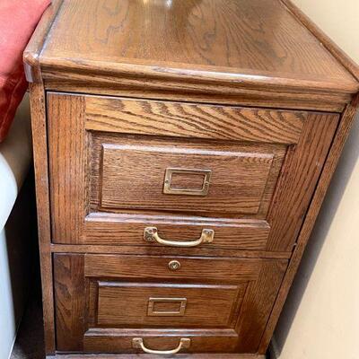 Oak 2 drawer file cabinet